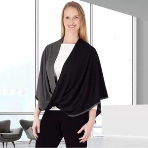 Erin Draper NEW new with tags - blue 2 toned shawl top made USA